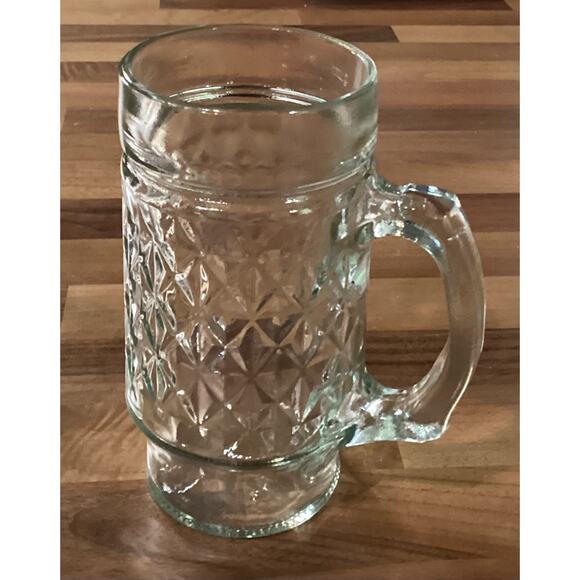 Vintage 5 3/4” Anchor Hocking Glass Mug Quilted Diamond Point Pattern Set Of 2 - Picture 10 of 11